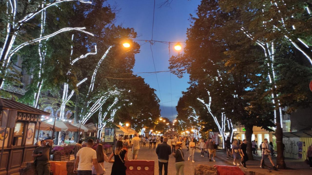 Квартира На Дерибасовcкой Odessa Ngoại thất bức ảnh